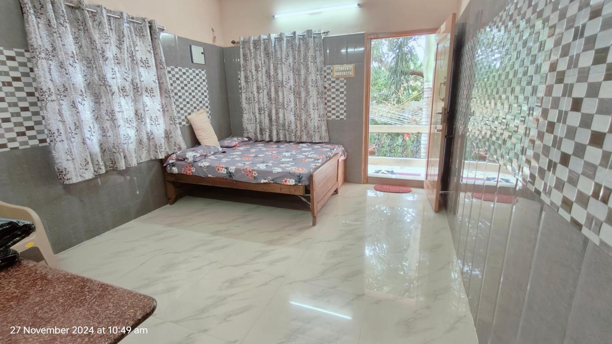 Selvams Home Stay Tiruchchendūr Exteriör bild